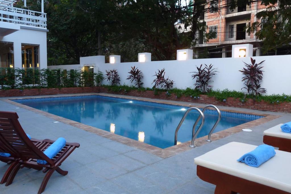 The Blue Corner Boutique Hotel Phnom Penh Exterior foto