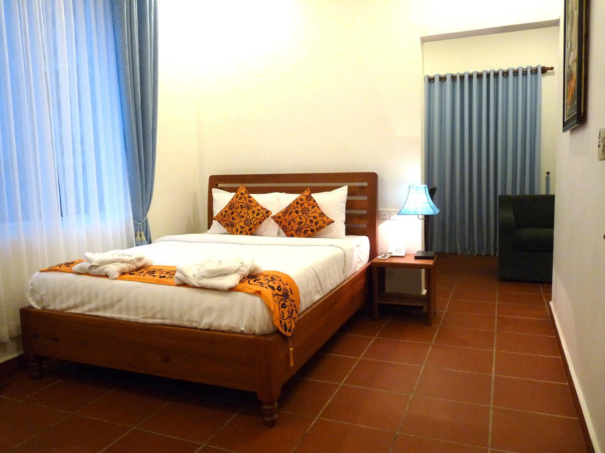 The Blue Corner Boutique Hotel Phnom Penh Exterior foto