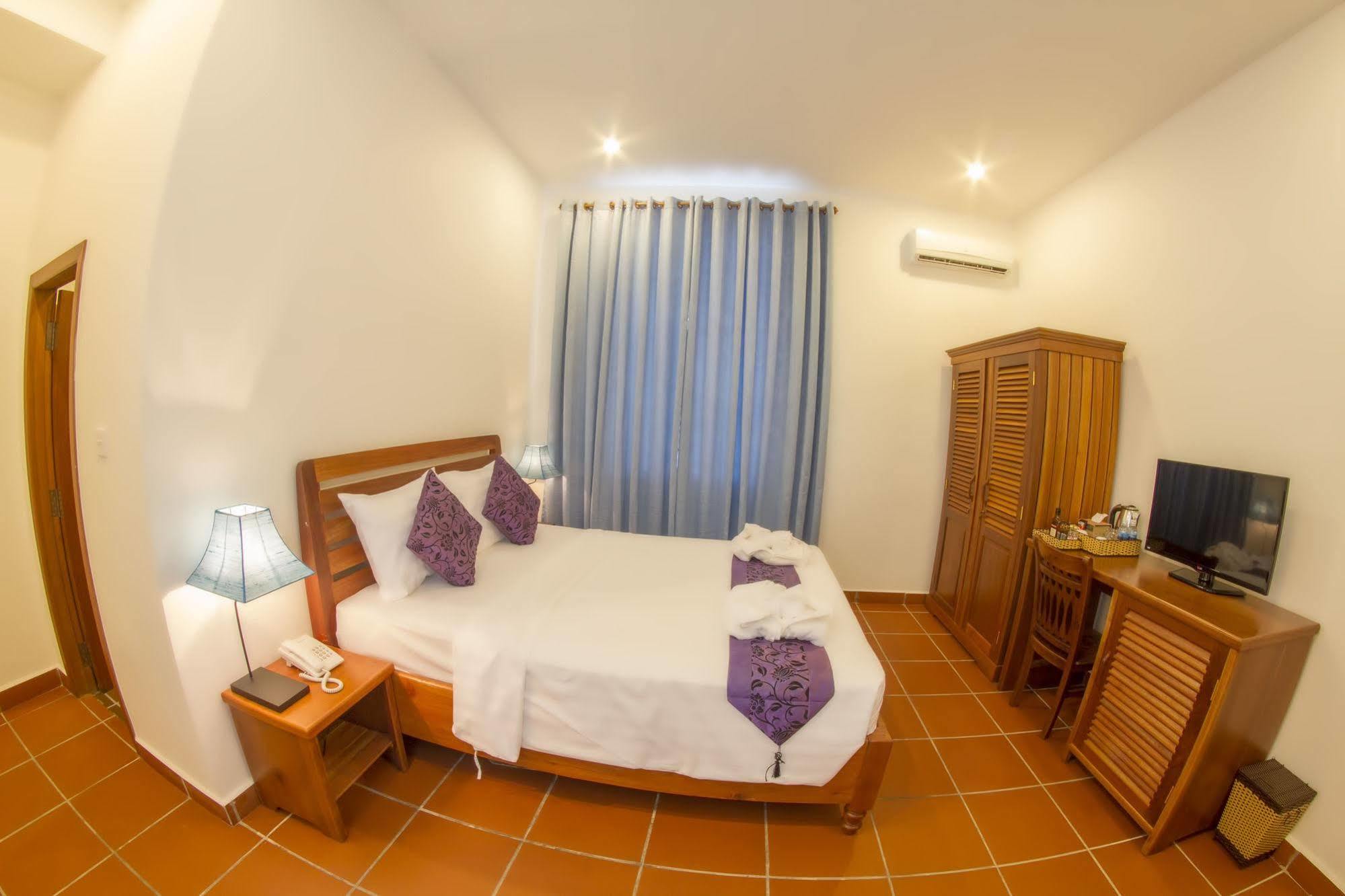 The Blue Corner Boutique Hotel Phnom Penh Exterior foto