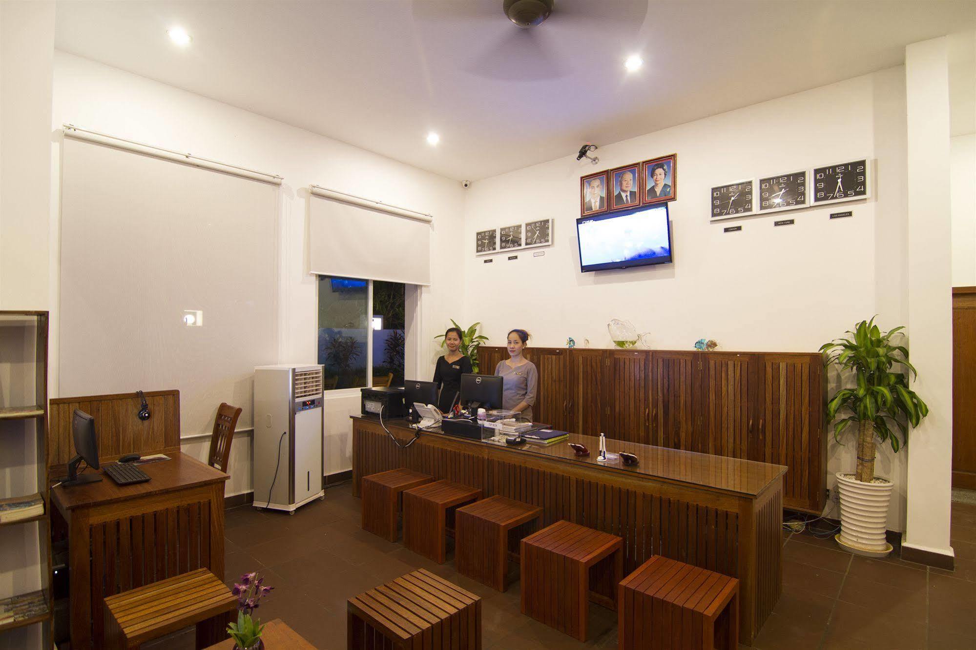 The Blue Corner Boutique Hotel Phnom Penh Exterior foto