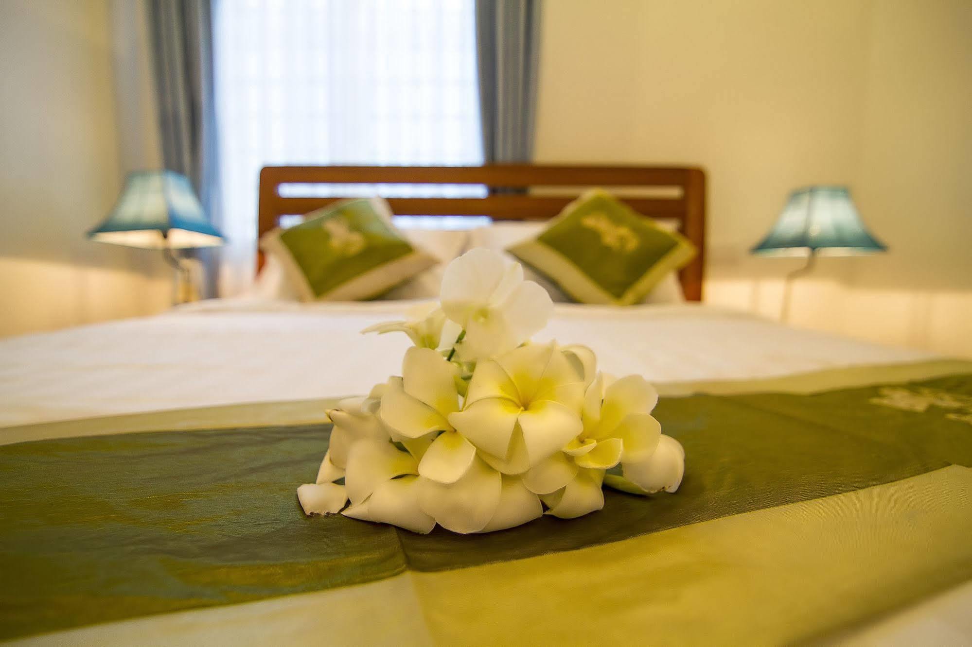 The Blue Corner Boutique Hotel Phnom Penh Exterior foto